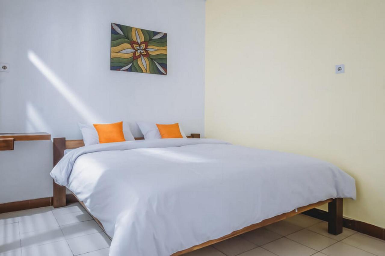 Nafisa Homestay Syariah Near Jatim Park 3 Batu Mitra Reddoorz Malang Extérieur photo