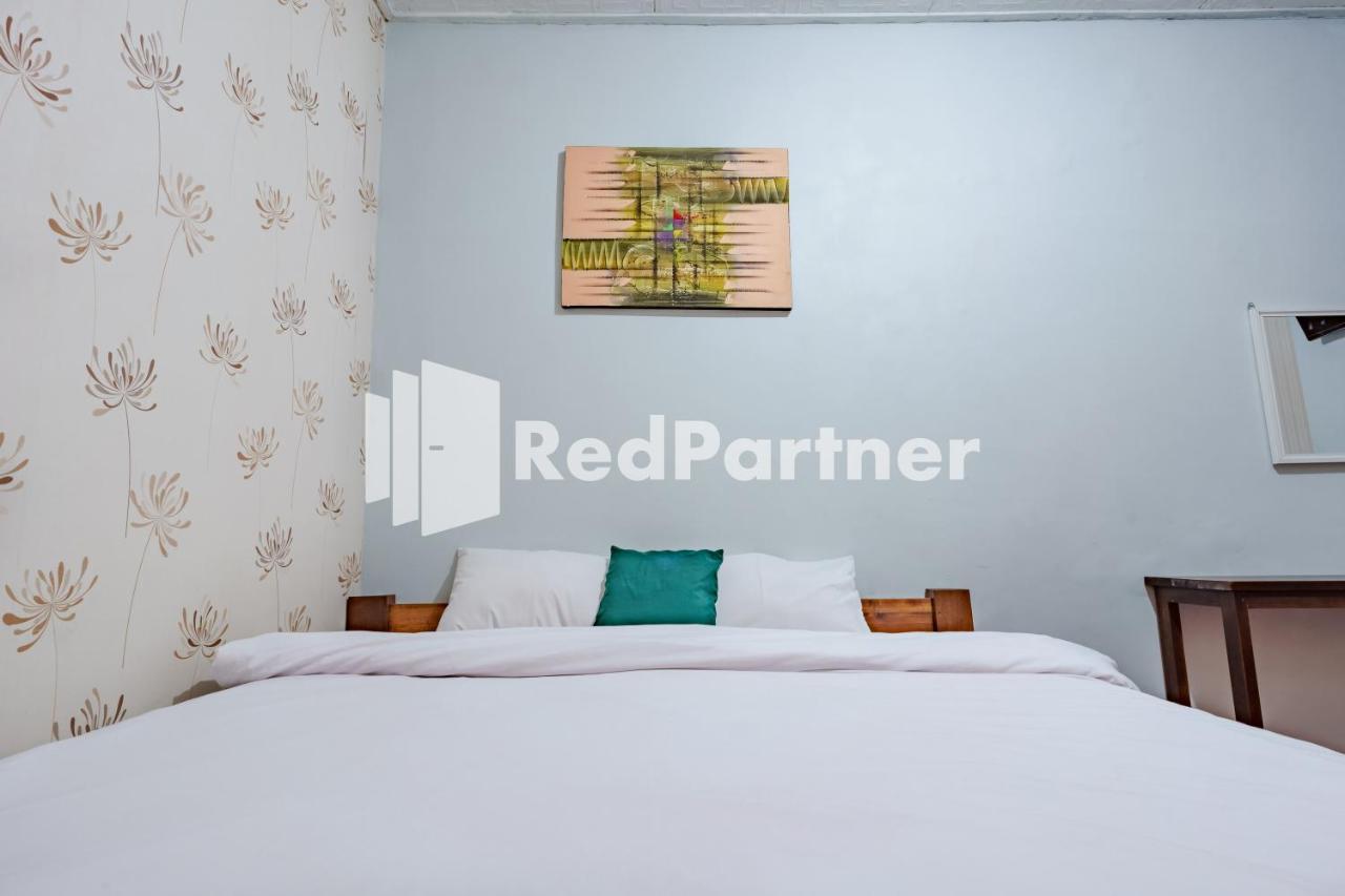 Nafisa Homestay Syariah Near Jatim Park 3 Batu Mitra Reddoorz Malang Extérieur photo