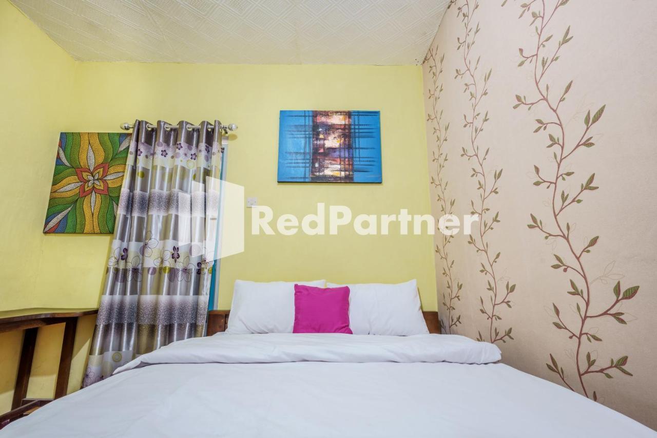 Nafisa Homestay Syariah Near Jatim Park 3 Batu Mitra Reddoorz Malang Extérieur photo