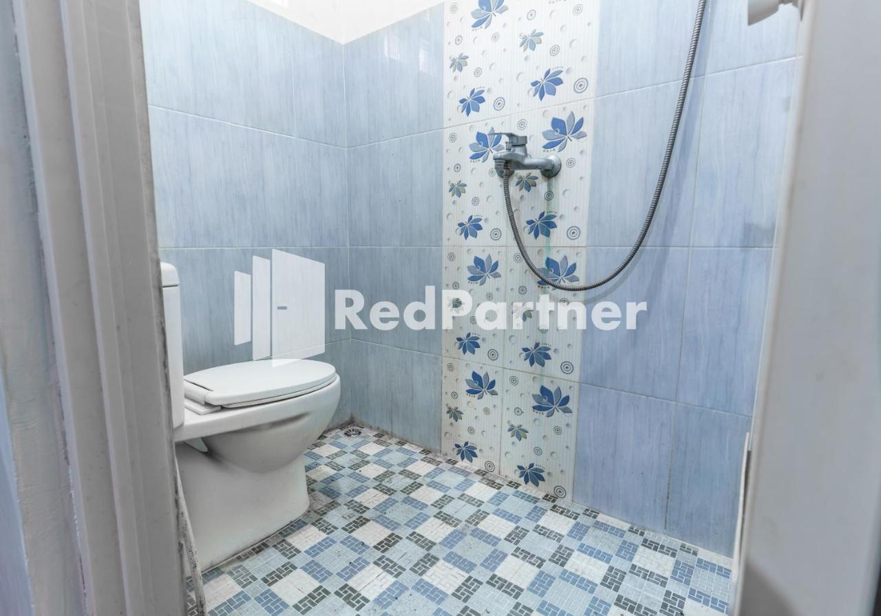 Nafisa Homestay Syariah Near Jatim Park 3 Batu Mitra Reddoorz Malang Extérieur photo