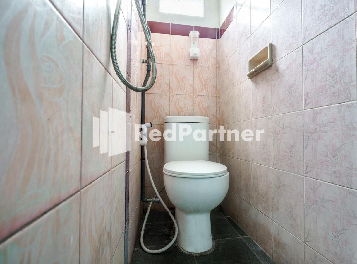 Nafisa Homestay Syariah Near Jatim Park 3 Batu Mitra Reddoorz Malang Extérieur photo